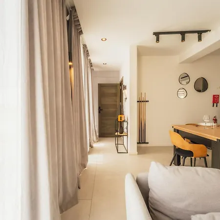 Luxury Penthouse Jacuzzi, Bbq Terrace & Pool Table Apartment Xaghra