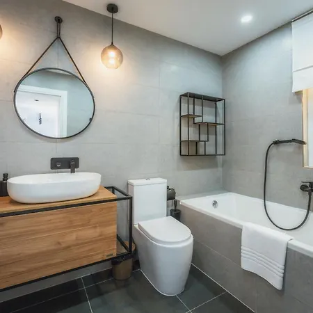 Luxury Penthouse Jacuzzi, Bbq Terrace & Pool Table Xaghra