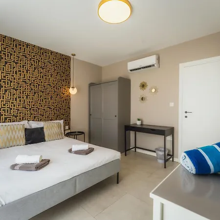 Luxury Penthouse Jacuzzi, Bbq Terrace & Pool Table 아파트 *
