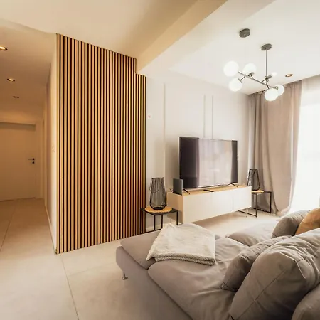 Luxury Penthouse Jacuzzi, Bbq Terrace & Pool Table *